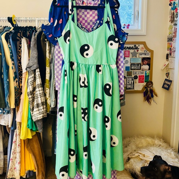 Emy Ave Balanced Out Shoulder Tie Dress - Picture 2 of 3